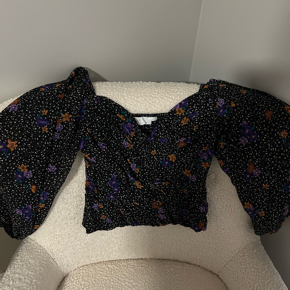 Floral Puff Sleeve Top - Black